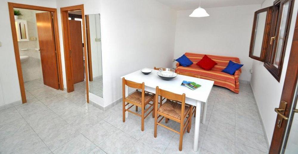 Elena Aparthotel 3*