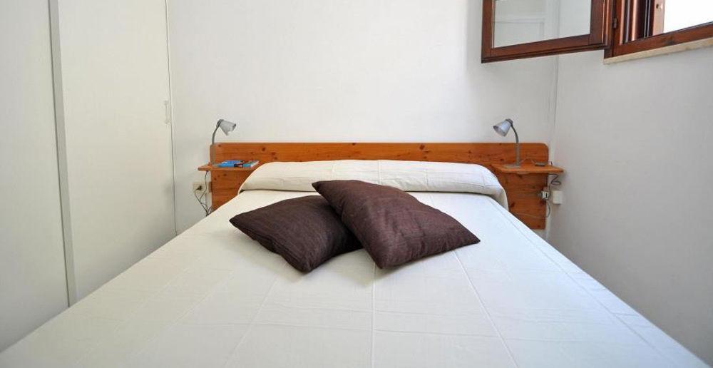 Elena Aparthotel
