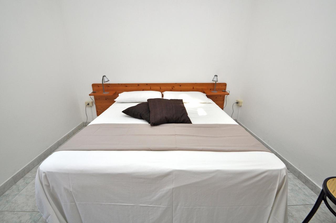 Aparthotel Elena 3*