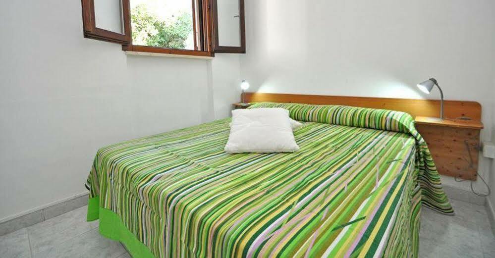 Aparthotel Elena 3*